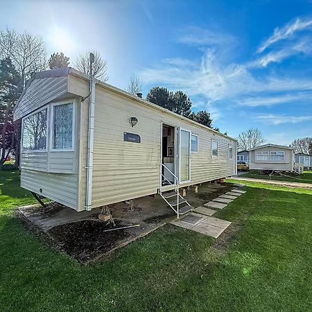 Great 8 Berth Caravan In Norfolk Near To Great Yarmouth Ref 20178Bs Hopton on Sea Екстер'єр фото